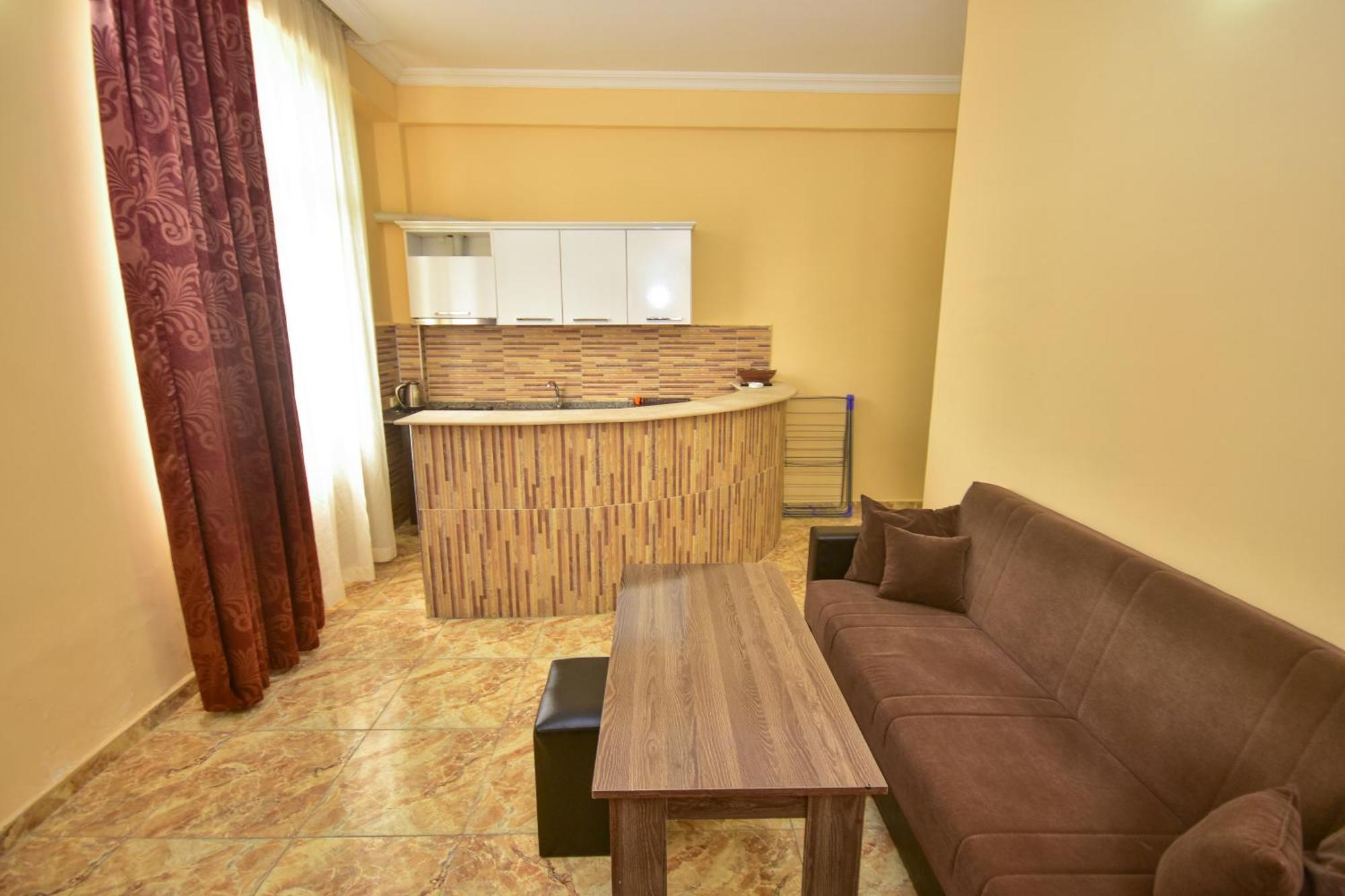 Family Apartments In Batumi Kültér fotó